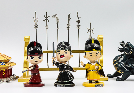 錦衣衛(wèi)搖頭公仔擺件定制