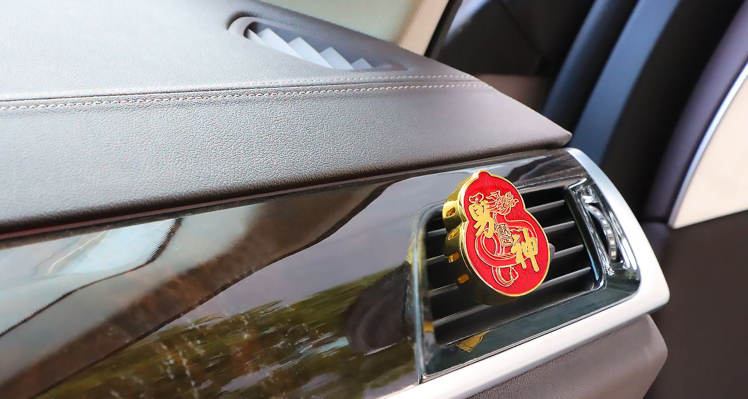 出風(fēng)口車載香薰