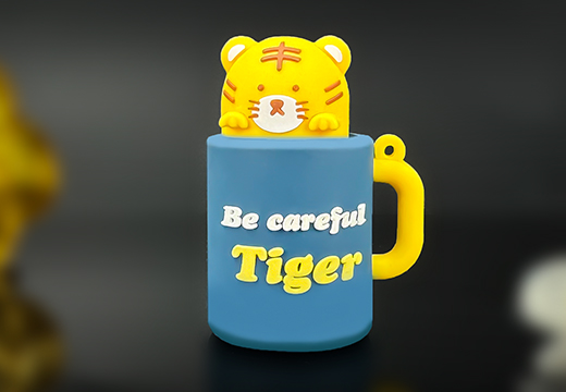 卡通小老虎軟膠公仔擺件定制